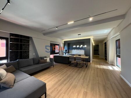 Appartamento di Lusso in Vendita 2+1+2 – Garden Building, Via Kavaja