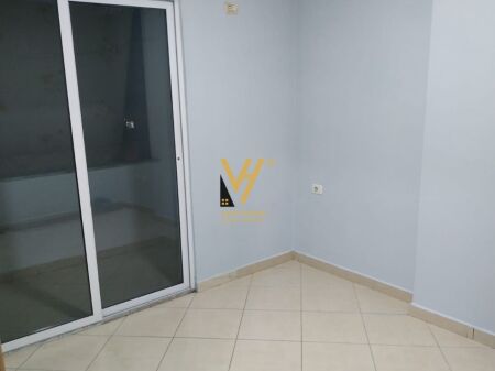 APARTMENT 2+1 FOR RENT ON RIZA CEROVA STREET 55,000 LEKE