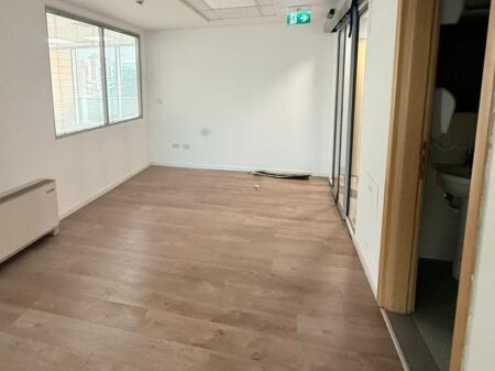  LOCALE UFFICIO IN AFFITTO – ETC, CENTRO TIRANA