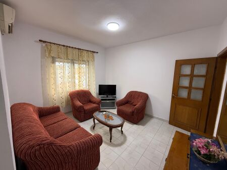  RENT Apartment 1+1 With Separate Kitchen  Near the Institute of Hygiene, American Embassy  "Qamil Guranjaku" Street     Existing Building  🪜 6th Floor (No Elevator)   Furnished   Area 740 m2    Price 45,000 Leke Non-Negotiable