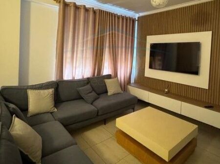 For sale, 1+1 Apartment, Kontakt Complex, 21 Dhjetori, Tirana