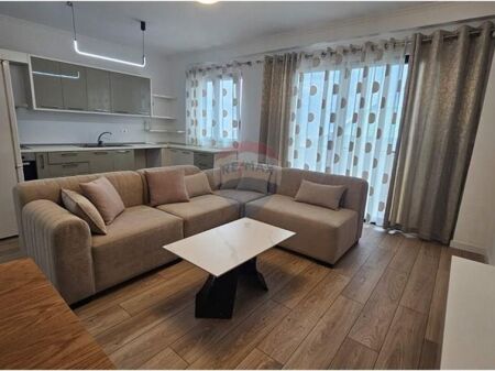 Apartment 2+1 for rent near Kodra Diellit 1.