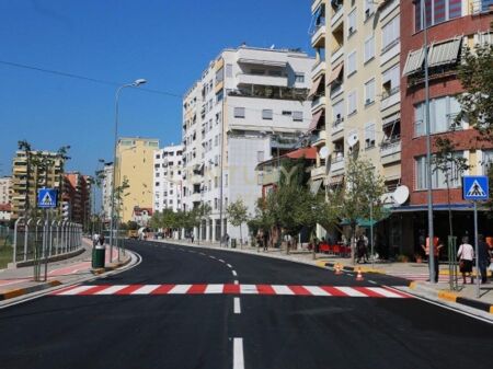 FOR RENT 3+1+2 APARTMENT ON KOSOVARVE STREET
