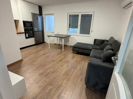 Apartment 2+1 for rent near Qemal Stafa school