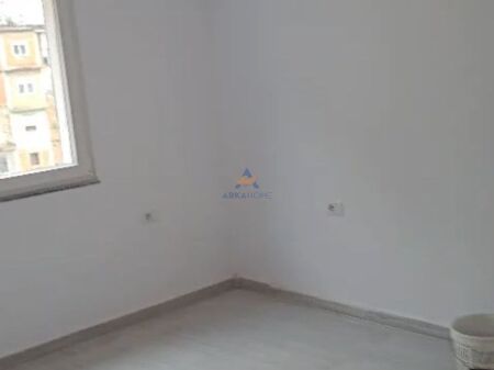 JEPET APARTMENT ME QERA 3+1+BALLKON "TREGU CAM " 68.000 LEKE