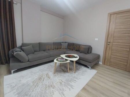 Rent, Apartment 2+1+2+Parking Space, 5-Maji Street, Tirana.