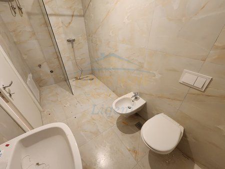 Vendita, Appartamento 1+1, Giardino Zoologico, Tirana