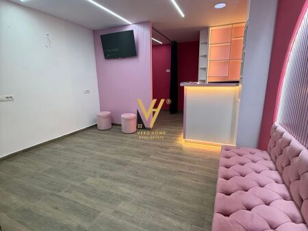 OFFICE 40 M2 FOR RENT AT TOM DOSHI, SHKOZE 35,000 LEKE