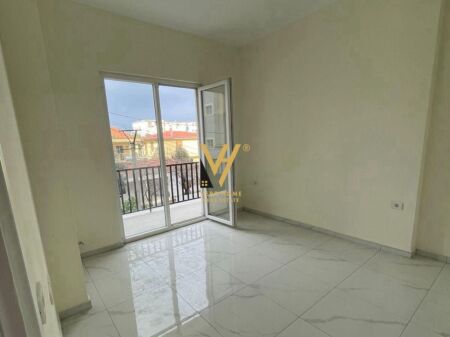 APARTMENT 1+1 FOR RENT AT BULEVARDI BLU, KAMEZ 35,000 LEKE