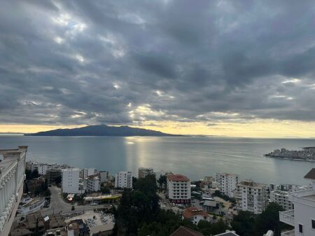 VENDESI APPARTAMENTO 2+1+2 A SARANDË