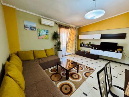  Apartament 2+1 me Qira