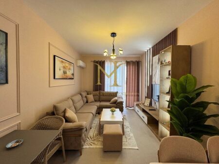 Modern 1+1 apartment for rent in Golem near Blue Fafa Hotel