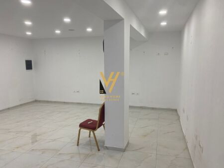 SHITET DYQAN 48 M2 NE VASIL SHANTO, IRFAN TOMINI 170.000 EURO