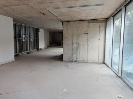  Spazio Ufficio Premium in Affitto – Ex Blloku
