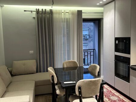 APARTMENT FOR RENT 2+1 PAZARI I RI 800 EURO