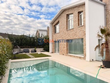 VILLA WITH POOL FOR RENT AT ELYSIUM RESIDENCE IN MJULL BATHORE !!