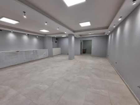 SHITET DYQAN 74 M2 PAZARI I RI 140.000 EURO