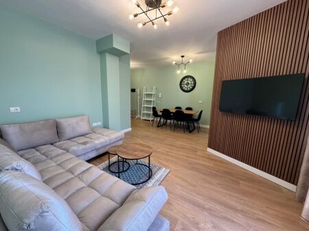  Super Duplex 3+1+2 + 2 Posti Auto in Affitto Posizione: Complesso FZ, Lago Secco Prezzo: 1.300 €