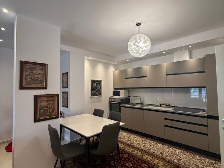FOR RENT Apartment 3+1+2+block Selvia, near the Center 7th floor, with elevator  Entrance is furnished Area 120m2 Net  Price: 1500€