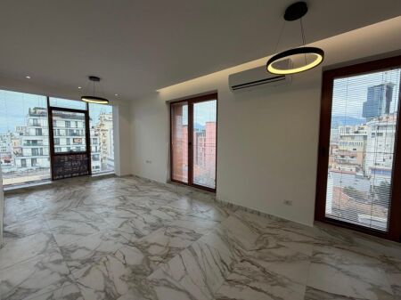 Apartament 1+1 te Rruga e Kavajes,shitje, pallat super i ri
