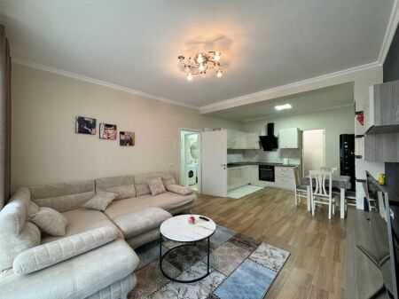 For rent 2+1 apartment in kinostudio in a new complex
