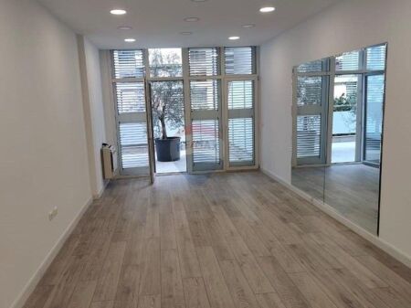 Locale commerciale in affitto nel Comune di Parisi Kika 2 530571004-28