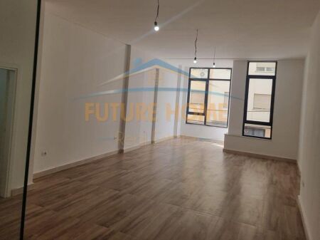 Affitto, Ufficio, Via Mine Peza, Tirana.
