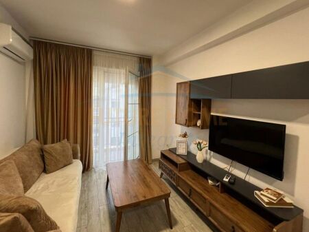 For rent, Apartment 1+1, 5 Maji Street, Tirana..