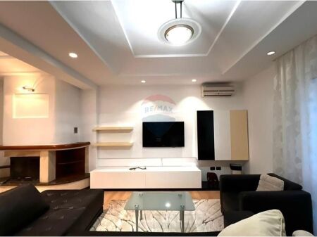 Rent/ 2+1 Apartment at Elbasan Street