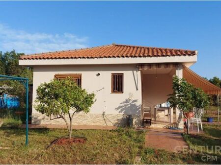 Terreno e Edifici in vendita a Jale 360.000 €