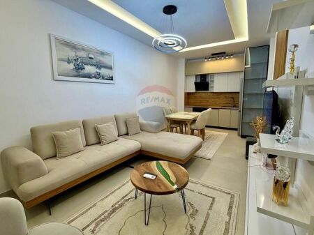 Apartment 2+1+parking space at Fabrika e Miellit