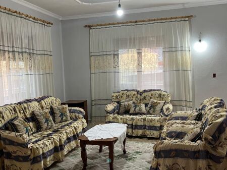 For rent 2nd floor villa in Porcelan