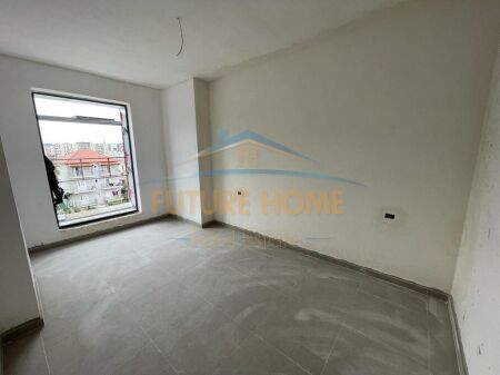 In vendita, Appartamento 1+1, Via Babë Rexha, Tirana.