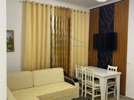 Qera, Apartament 1+1, Kombinat