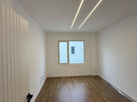Appartamento 1+1 in vendita a Tushemisht, Pogradec – con vista sul lago