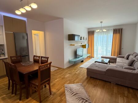 At the Botanical Garden, a 2+1+2 Apartment with Modern Furnishing and Parking Space for Rent!