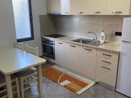 !! Jepet me qira apartament 1+1 - Selitë e Vogël !!