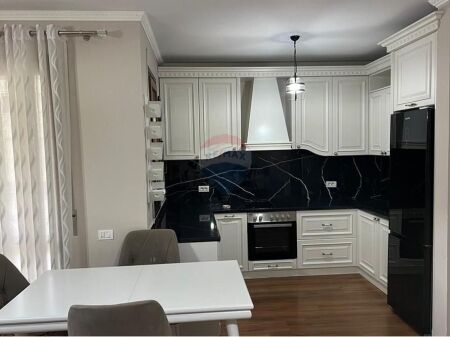 Apartment - For Rent - Selita e Vjetër, Tirana