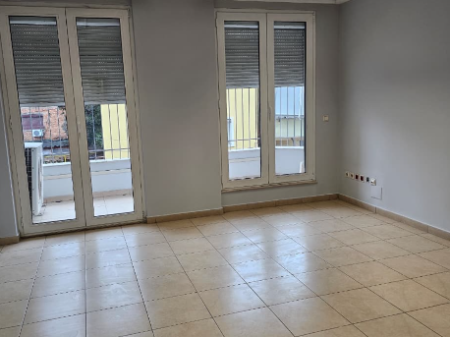 Ufficio in Affitto – Via Kavaja