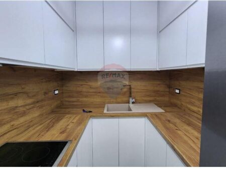 Apartment 2+1 for rent, Zogu Boulevard 1