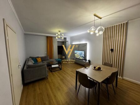 AFFITTASI APPARTAMENTO 1+1 A DURAZZO 500 EURO