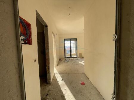 Shitet apartament 2+1+2+post parkimi Rezidenca Novus Bulevardi i Ri