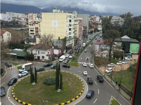 FOR RENT APARTMENT 4+1+2+ PARKING SPACE IN PARK GATE TIRANA, NEAR AIR ALBANIA