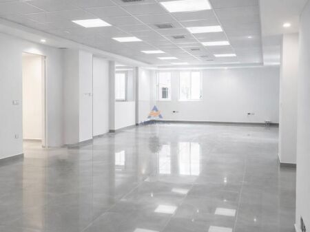 OFFICE FOR RENT 450M2 "NEAR THE INDIAN EYE CLINIC, PARIS MUNICIPALITY" 6000 EURO.