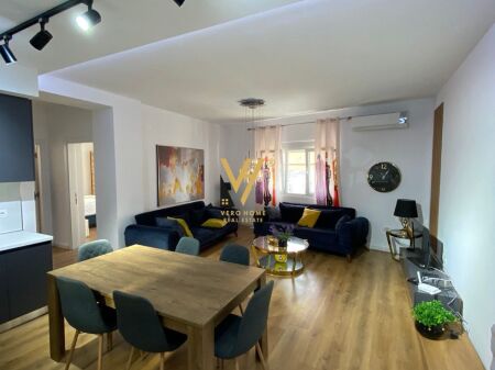 VENDESI APPARTAMENTO 2+1+2+BLK A KOMUNA E PARISIT 260.000 EURO