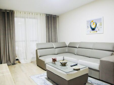 📍 Appartamento 2+1 in affitto – Scuola “Andon Zako Çajupi”, vicino a QSUT