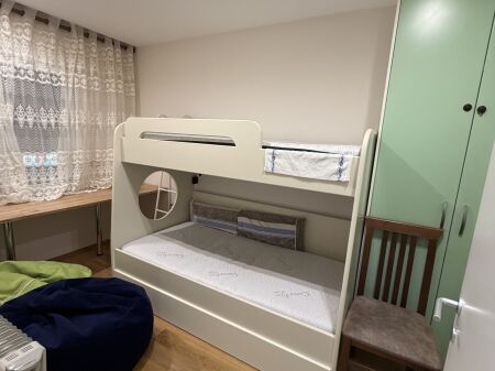 3+1,furnished near the red school,price 800 euro