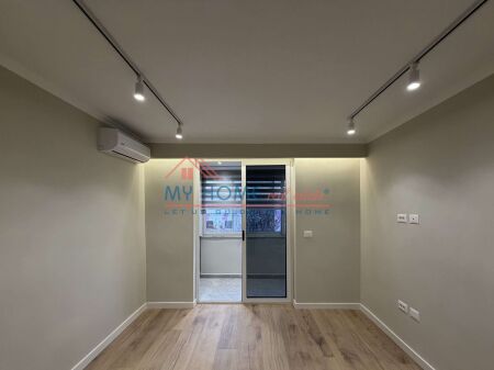 Appartamento 1+1 in vendita 21 Dhjetori a Tirana
