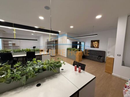 Affitto, Spazio per ufficio, Hilton Garden Inn Tirana...
