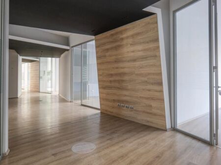 UFFICIO IN AFFITTO 2470 M2 ALI DEMI 24.500 EURO